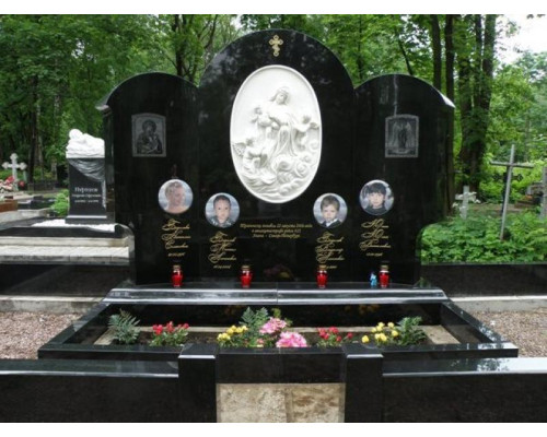 Элитный семейный памятник sp1585